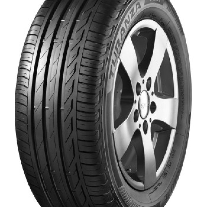 Turanza T001 225/40-18 W